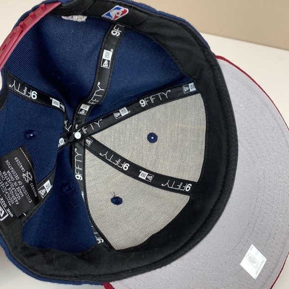 New Era Cleveland Cavaliers SnapBack Hat - Picture 13 of 16